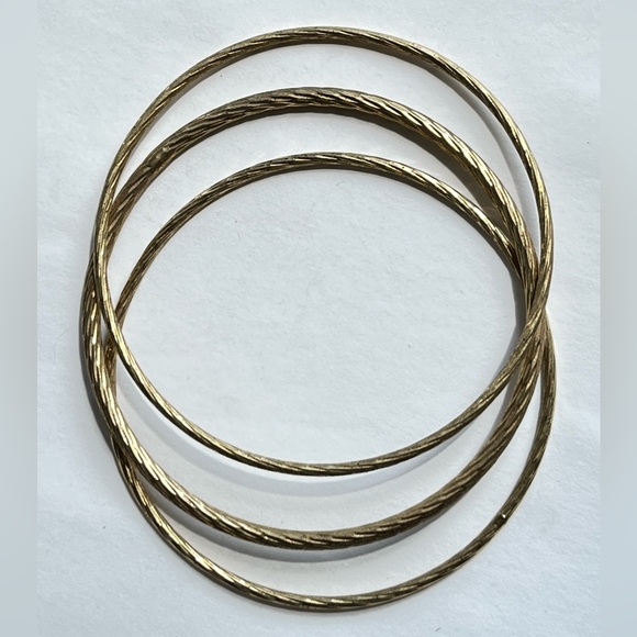 Gold bangle bracelet set of 3 - Picture 3 of 3